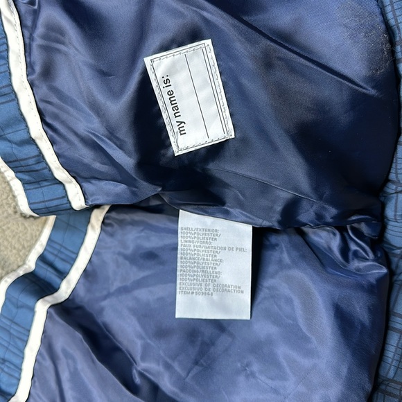 London Fog Blue Plaid Kids Puffer Jacket Removable Hood Size 5 NEW NWT - Picture 4 of 6